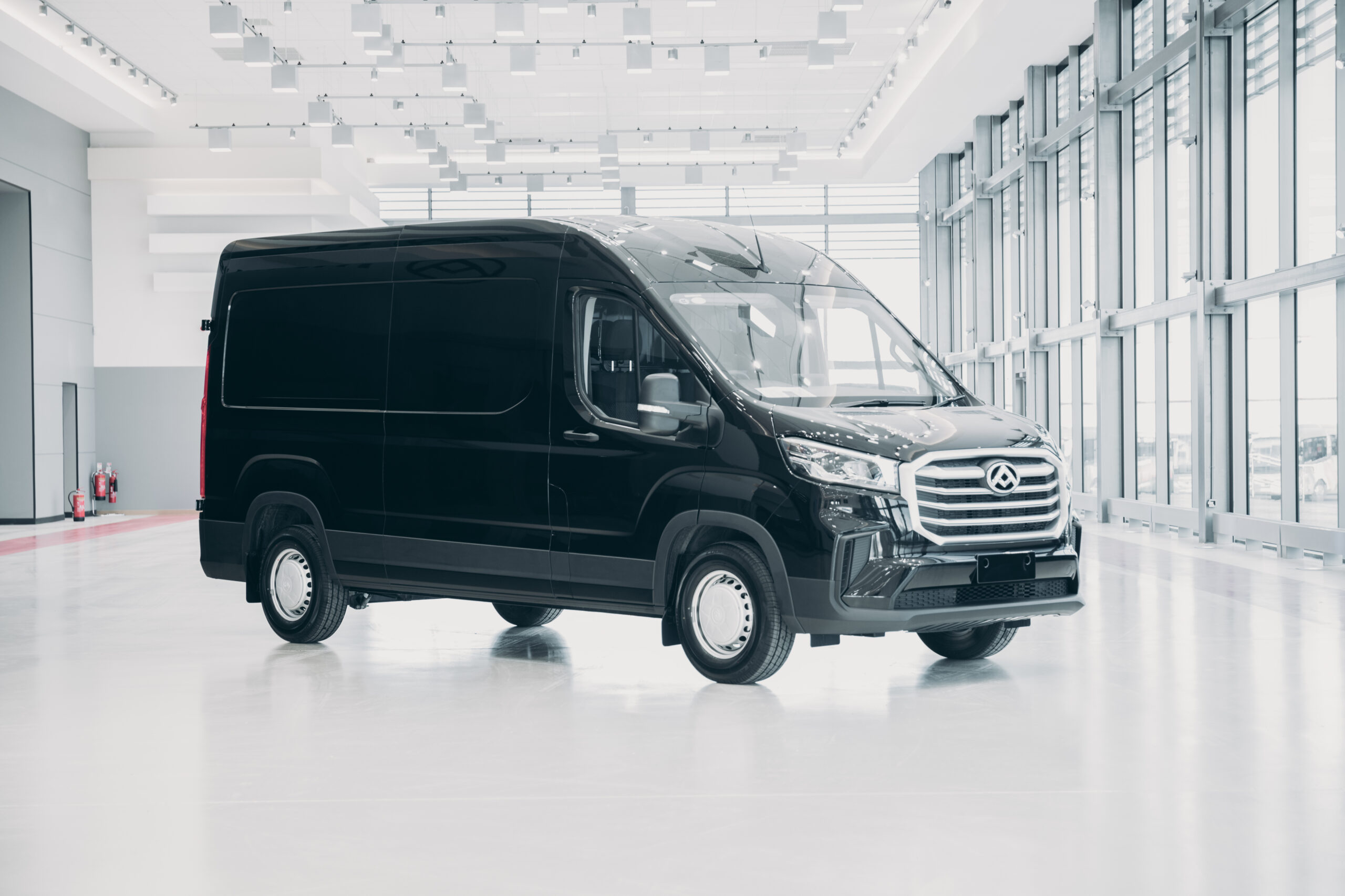Maxus Deliver 9 Base Model